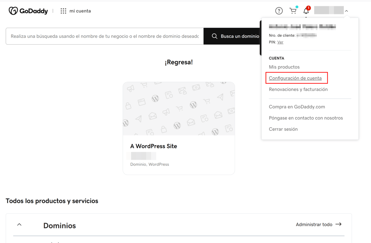 La configuración de cuenta en Go Daddy se encuentra en el botón al lado del nombre de cliente. Al pinchar se abre un menú con esta opción.
